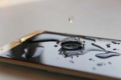 Se il tuo smartphone Android � caduto in acqua: come recuperare le foto 